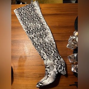 Over the knee slouch snakeskin boot - size 7
